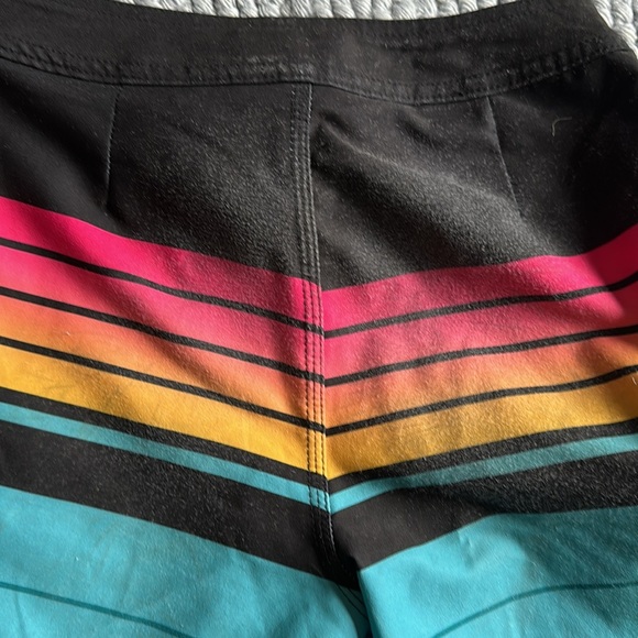 O’neill Multicolor Striped Boy Board Shorts - Picture 3 of 4